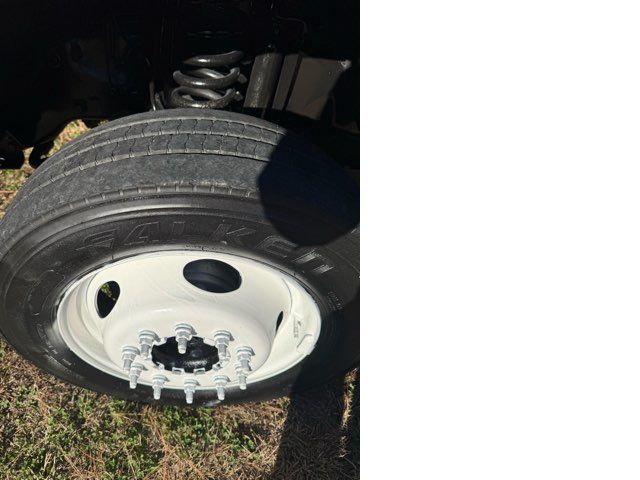 2016 Ford F-550 Super Duty Altec AT-37G