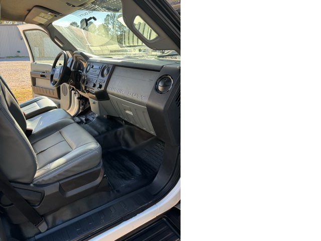 2016 Ford F-550 Super Duty Altec AT-37G