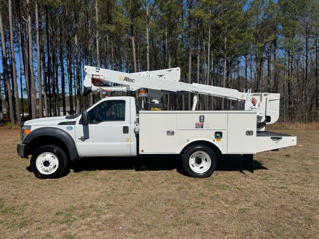 2016 Ford F-550 Super Duty with Altec AT-37G
