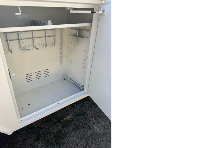 2016 Ford F-550 Super Duty with Altec AT-37G