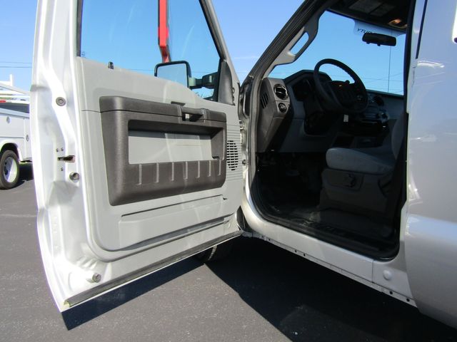 2016 Ford F350 Crew Cab 2wd with New 8' Knapheide Utility Bed 2016 Ford F350 Crew Cab 2wd with New 8' Knapheide Utility Bed