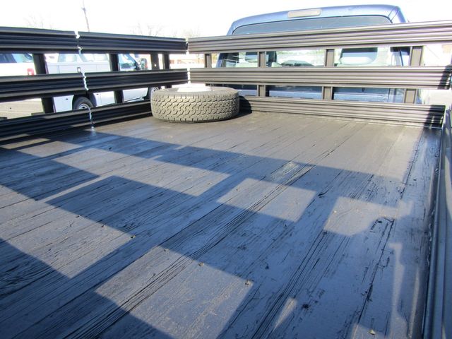 2016 Ford F350 9' Stake Body Truck 2wd 2016 Ford F350 9' Stake Body Truck 2wd