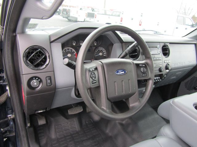 2016 Ford F350 9' Stake Body Truck 2wd 2016 Ford F350 9' Stake Body Truck 2wd