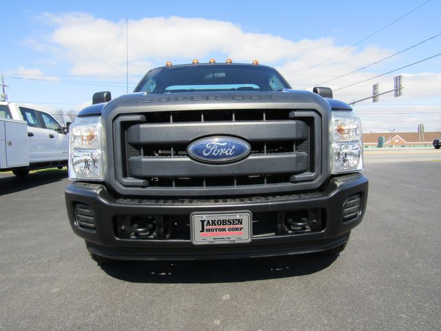 2016 Ford F350 9' Stake Body Truck 2wd 2016 Ford F350 9' Stake Body Truck 2wd
