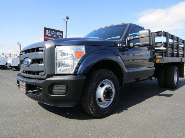 2016 Ford F350 9' Stake Body Truck 2wd 2016 Ford F350 9' Stake Body Truck 2wd