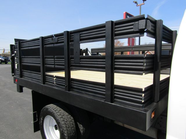 2016 Ford F350 Crew Cab 4x4 with 10' Stake Body and Lift Gate