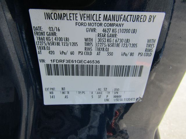 2016 Ford F350 9' Stake Body Truck 2wd with Lift Gate 2016 Ford F350 9' Stake Body Truck 2wd with Lift Gate