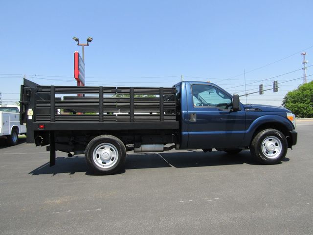 2016 Ford F350 9' Stake Body Truck 2wd with Lift Gate 2016 Ford F350 9' Stake Body Truck 2wd with Lift Gate