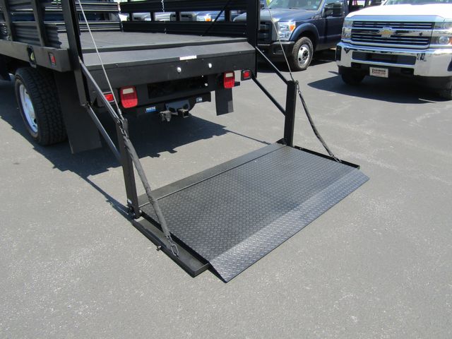 2016 Ford F350 9' Stake Body Truck 2wd with Lift Gate 2016 Ford F350 9' Stake Body Truck 2wd with Lift Gate