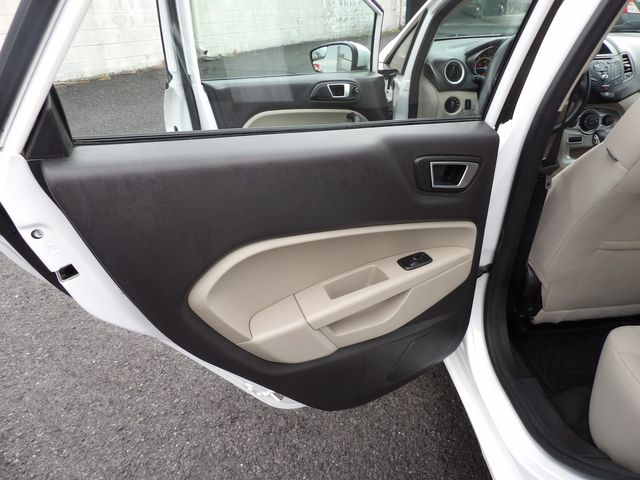 2016 Ford Fiesta SE | Dalton, GA | Paniagua Auto Mall 2016 Ford Fiesta SE | Dalton, GA | Paniagua Auto Mall