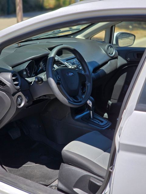 2016 Ford Fiesta S 2016 Ford Fiesta S