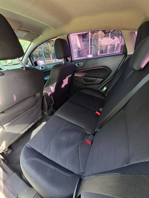 2016 Ford Fiesta SE | Reseda, CA | Angeles Auto Alliance