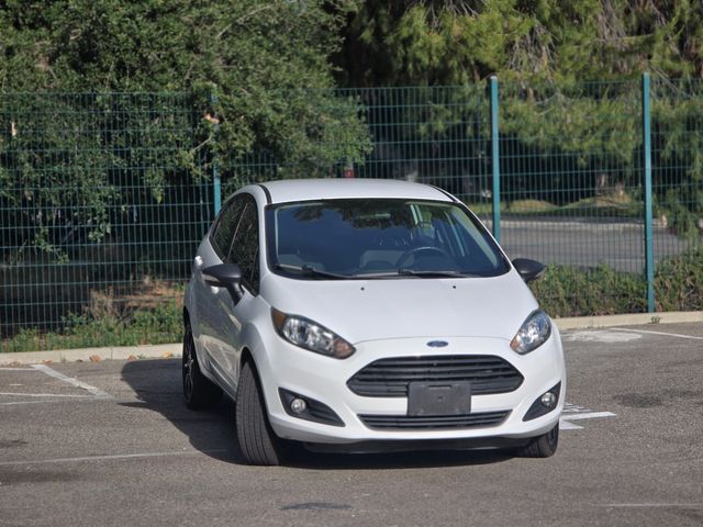 2016 Ford Fiesta SE | Reseda, CA | Angeles Auto Alliance