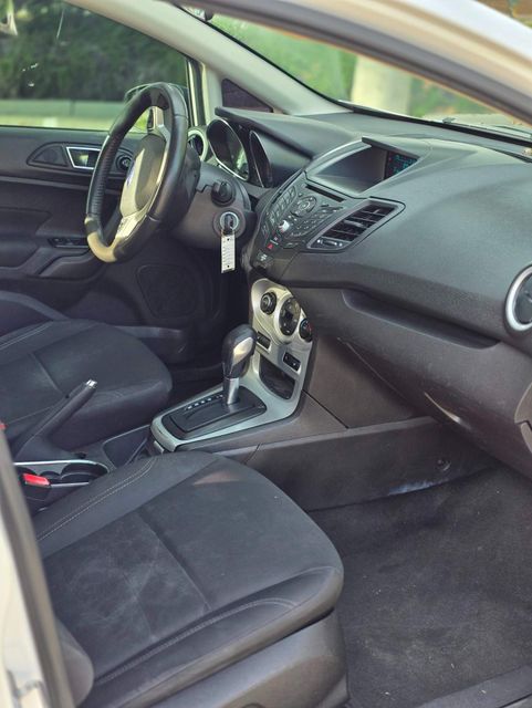 2016 Ford Fiesta SE | Reseda, CA | Angeles Auto Alliance 2016 Ford Fiesta SE | Reseda, CA | Angeles Auto Alliance