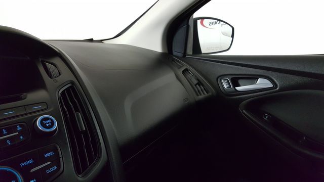 2016 Ford Focus SE | Carrollton, TX | Legend Motorcars of Carrollton 2016 Ford Focus SE | Carrollton, TX | Legend Motorcars of Carrollton