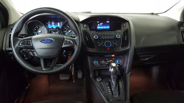 2016 Ford Focus SE | Carrollton, TX | Legend Motorcars of Carrollton