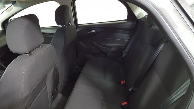 2016 Ford Focus SE | Carrollton, TX | Legend Motorcars of Carrollton