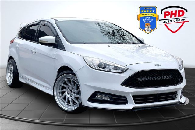 2016 Ford Focus ST | Elyria, OH | PHD Auto Group