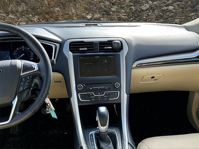 2016 Ford Fusion Energi SE Luxury