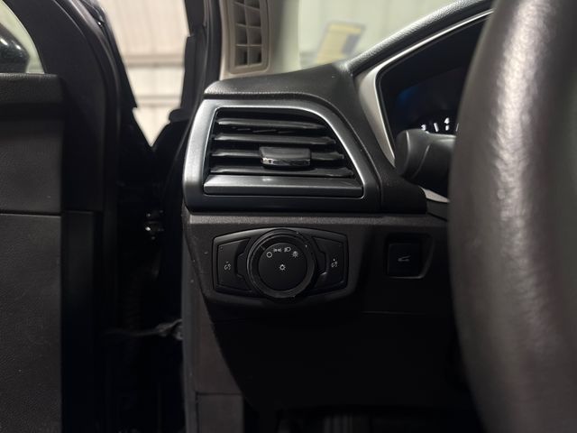 2016 Ford FUSION SE | Houston, TX | Texas Star Motors 2016 Ford FUSION SE | Houston, TX | Texas Star Motors