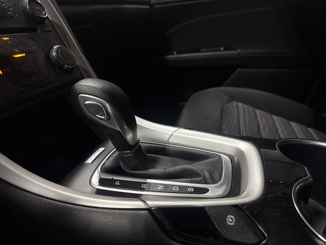 2016 Ford FUSION SE 2016 Ford FUSION SE