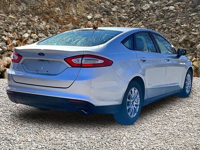 2016 Ford Fusion S