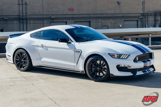 2016 Ford Mustang Shelby GT350 2016 Ford Mustang Shelby GT350