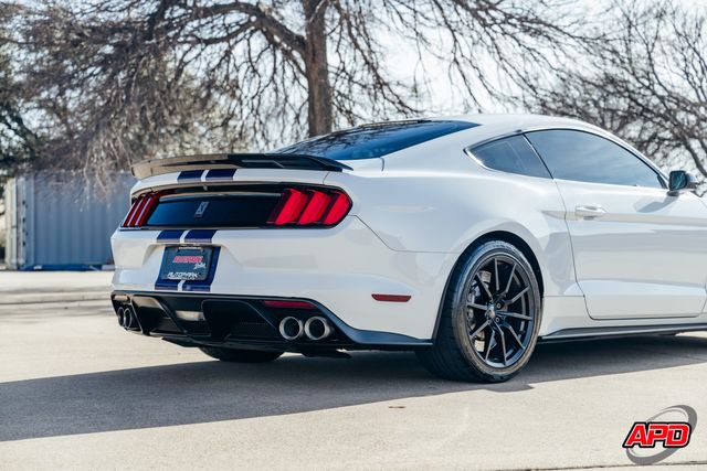2016 Ford Mustang Shelby GT350 2016 Ford Mustang Shelby GT350