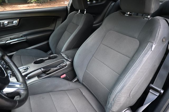 2016 Ford Mustang V6