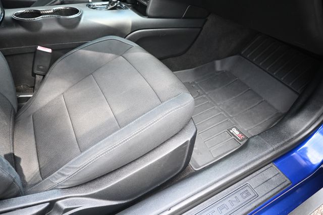 2016 Ford Mustang V6