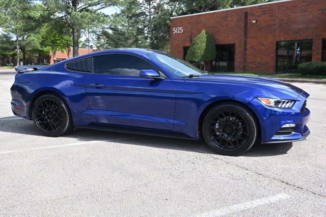 2016 Ford Mustang V6