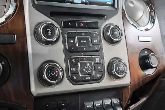 2016 Ford Super Duty F-250 Pickup Lariat | Addison, TX | Mr Car Guys