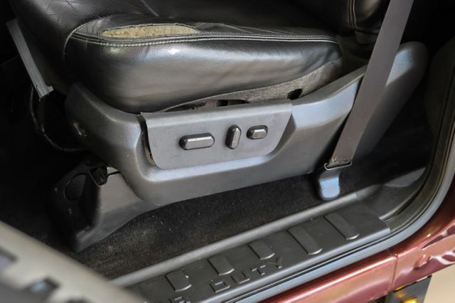 2016 Ford Super Duty F-250 Pickup Lariat | Addison, TX | Mr Car Guys