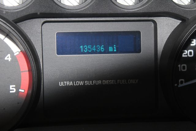 2016 Ford Super Duty F-350 Crew Cab Diesel 4x4 Tommy Gate XL | Roscoe, IL | Autoland Outlets 2016 Ford Super Duty F-350 Crew Cab Diesel 4x4 Tommy Gate XL | Roscoe, IL | Autoland Outlets