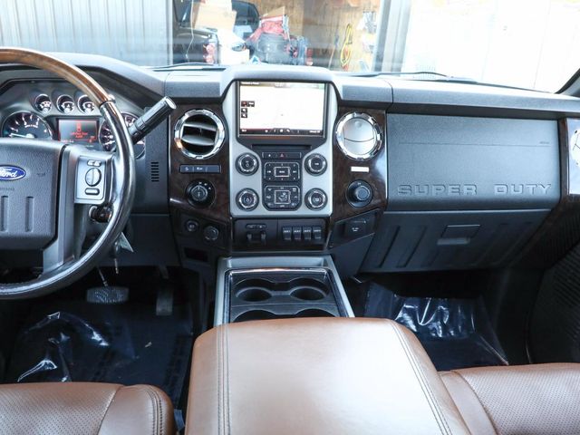 2016 Ford Super Duty F-350 SRW Pickup Platinum