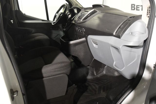 2016 Ford Transit 350 XLT 15 Passenger | Branford, CT | Sound Auto Wholesalers 2016 Ford Transit 350 XLT 15 Passenger | Branford, CT | Sound Auto Wholesalers