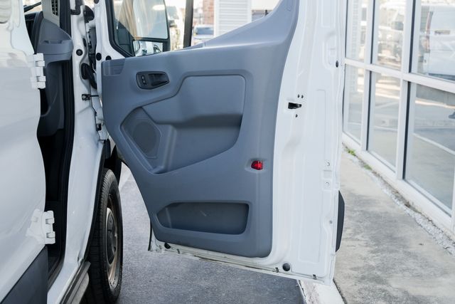 2016 Ford Transit 350 XL 15-PASSENGER / CLEAN CARFAX / LOW MILES | Austin, TX | Rocky Mountain Truck Stop Austin 2016 Ford Transit 350 XL 15-PASSENGER / CLEAN CARFAX / LOW MILES | Austin, TX | Rocky Mountain Truck Stop Austin