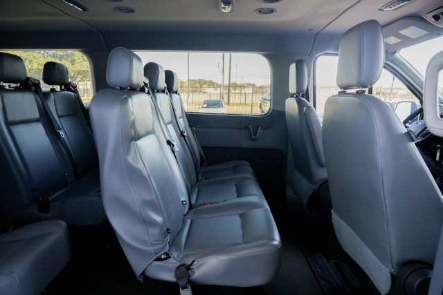 2016 Ford Transit 350 XL 15-PASSENGER / CLEAN CARFAX / LOW MILES | Austin, TX | Rocky Mountain Truck Stop Austin 2016 Ford Transit 350 XL 15-PASSENGER / CLEAN CARFAX / LOW MILES | Austin, TX | Rocky Mountain Truck Stop Austin