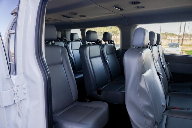 2016 Ford Transit 350 XL 15-PASSENGER / CLEAN CARFAX / LOW MILES | Austin, TX | Rocky Mountain Truck Stop Austin 2016 Ford Transit 350 XL 15-PASSENGER / CLEAN CARFAX / LOW MILES | Austin, TX | Rocky Mountain Truck Stop Austin