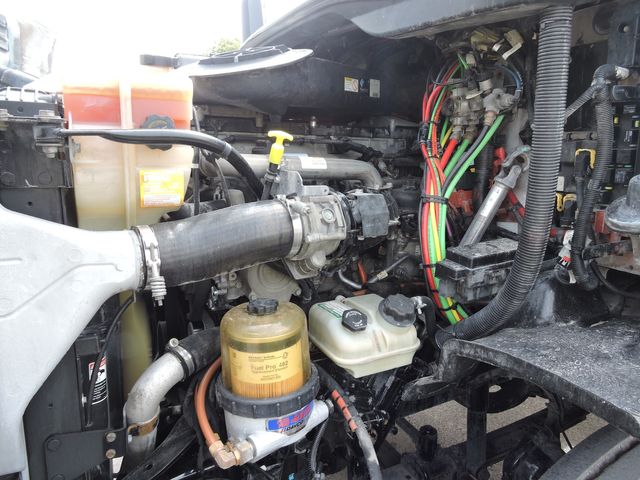 2016 Freightliner CA113 Daycab