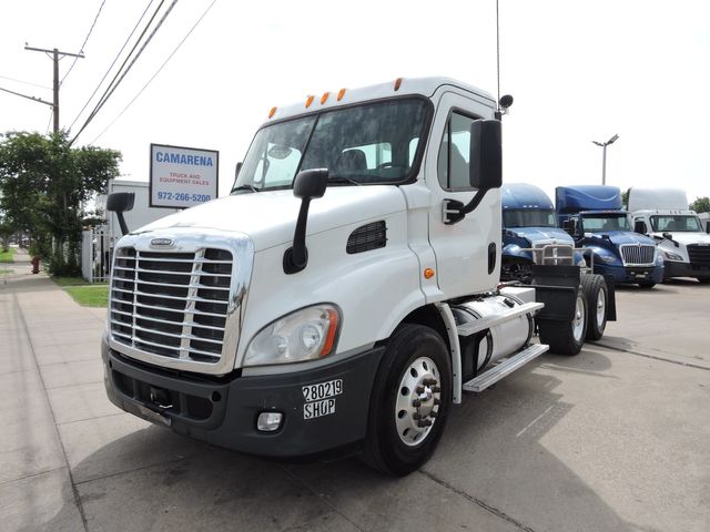 2016 Freightliner CA113 Daycab | Grand Prairie, TX | Camarena Auto Inc