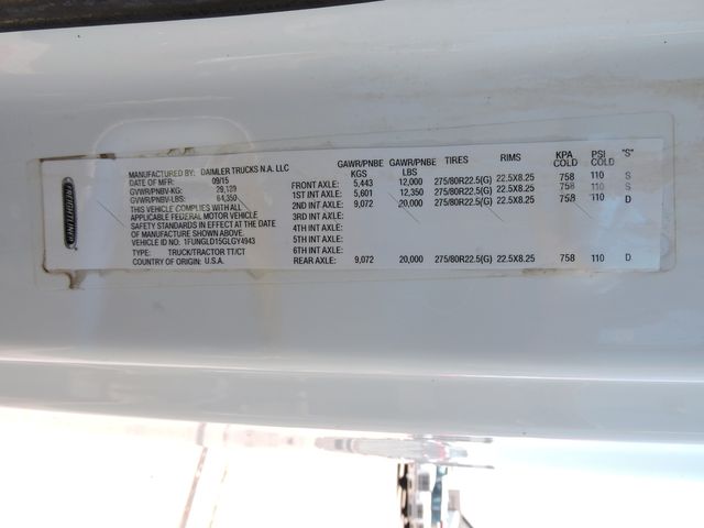 2016 Freightliner CA125 Sleeper