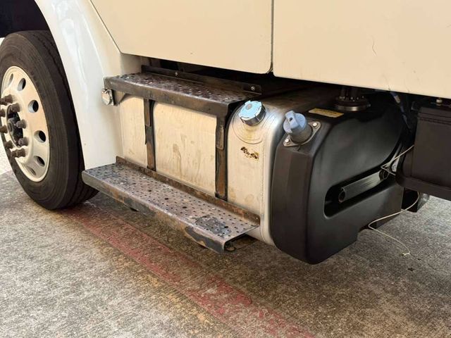 2016 Freightliner M2 106 4X2 4dr Crew Cab | Houston, TX | Houston Auto Credit 2016 Freightliner M2 106 4X2 4dr Crew Cab | Houston, TX | Houston Auto Credit