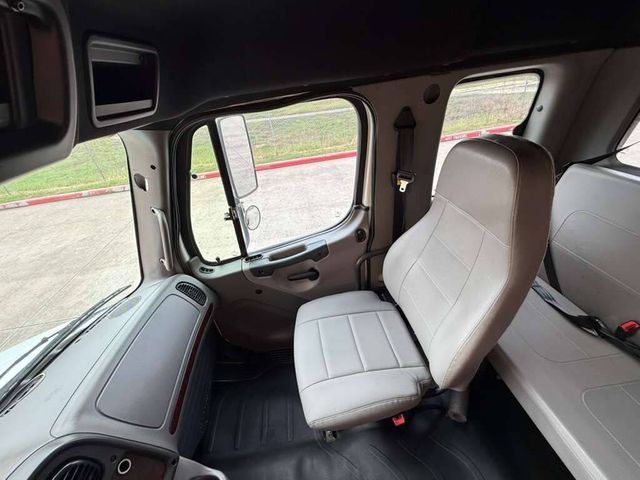 2016 Freightliner M2 106 4X2 4dr Crew Cab | Houston, TX | Houston Auto Credit 2016 Freightliner M2 106 4X2 4dr Crew Cab | Houston, TX | Houston Auto Credit