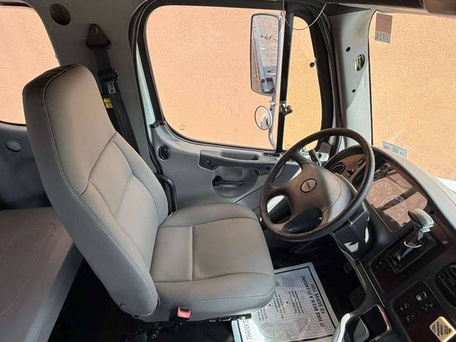 2016 Freightliner M2 106 4X2 4dr Crew Cab | Houston, TX | Houston Auto Credit 2016 Freightliner M2 106 4X2 4dr Crew Cab | Houston, TX | Houston Auto Credit
