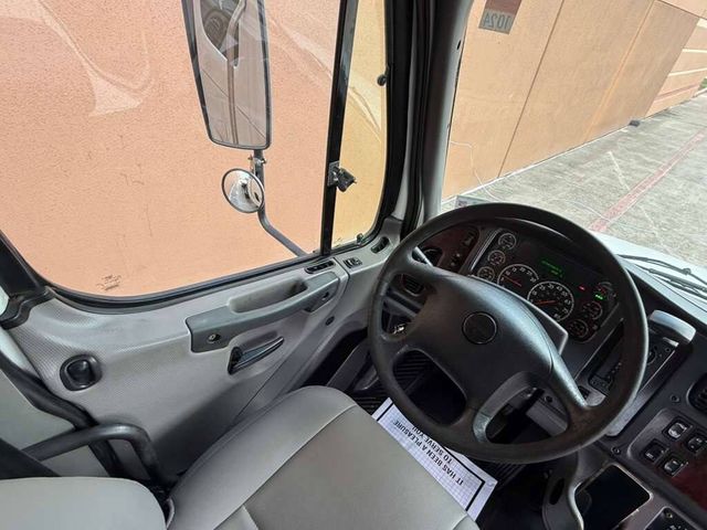 2016 Freightliner M2 106 4X2 4dr Crew Cab | Houston, TX | Houston Auto Credit 2016 Freightliner M2 106 4X2 4dr Crew Cab | Houston, TX | Houston Auto Credit