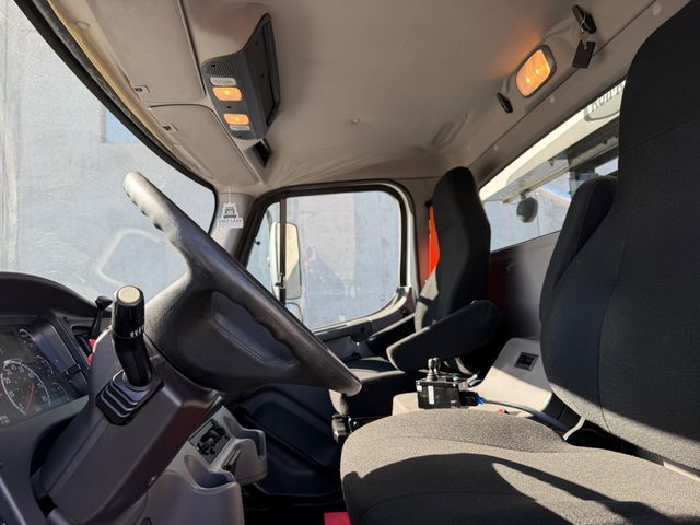 2016 Freightliner M2 Hooklift 