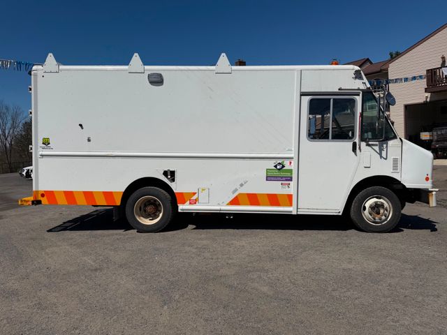 2016 Freightliner MT55