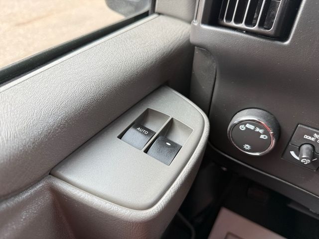 2016 GMC SAVANA G350012FT Utility Box V8 | Canton, Ohio | Ohio Auto Warehouse LLC