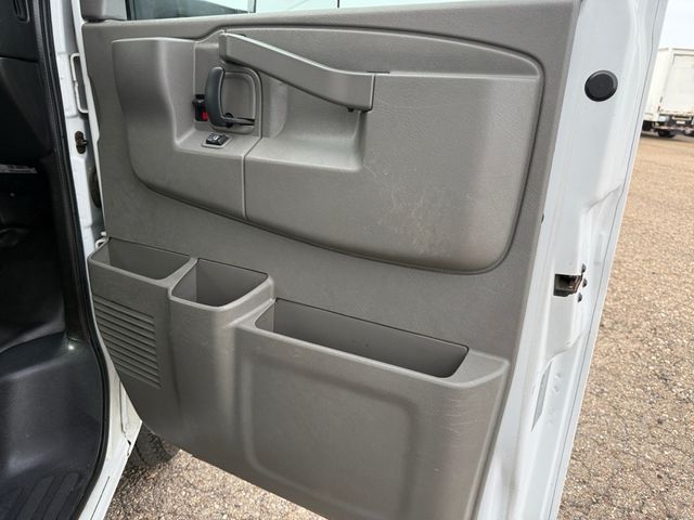 2016 GMC SAVANA G350012FT Utility Box V8 | Canton, Ohio | Ohio Auto Warehouse LLC 2016 GMC SAVANA G350012FT Utility Box V8 | Canton, Ohio | Ohio Auto Warehouse LLC